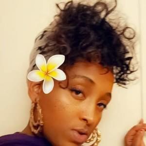 Meet your Posher, Sindy